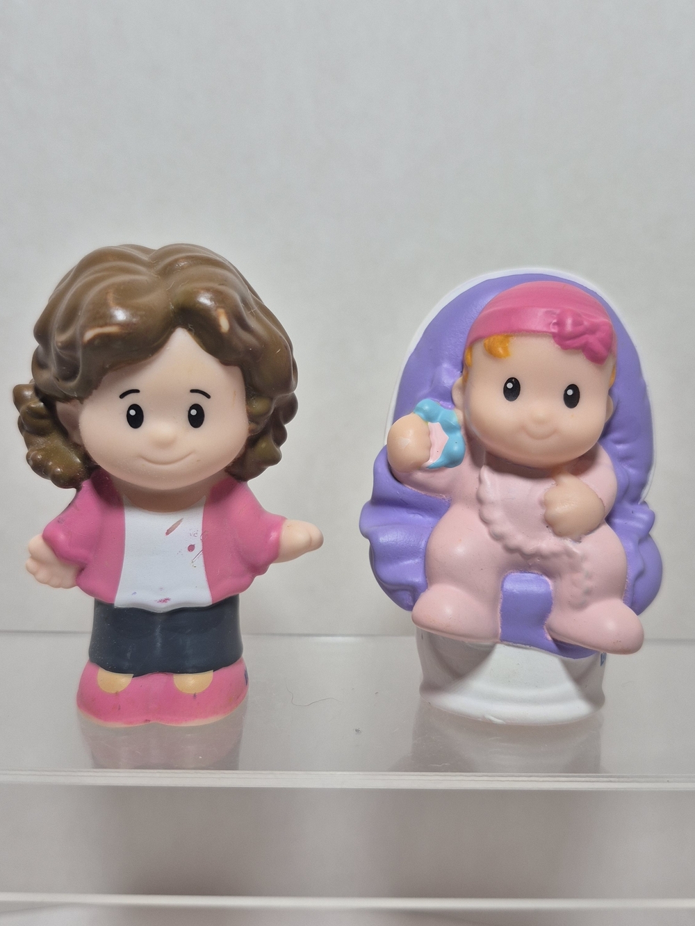 Fisher Price Little People All Around Car Mom & Baby Replacement Figures